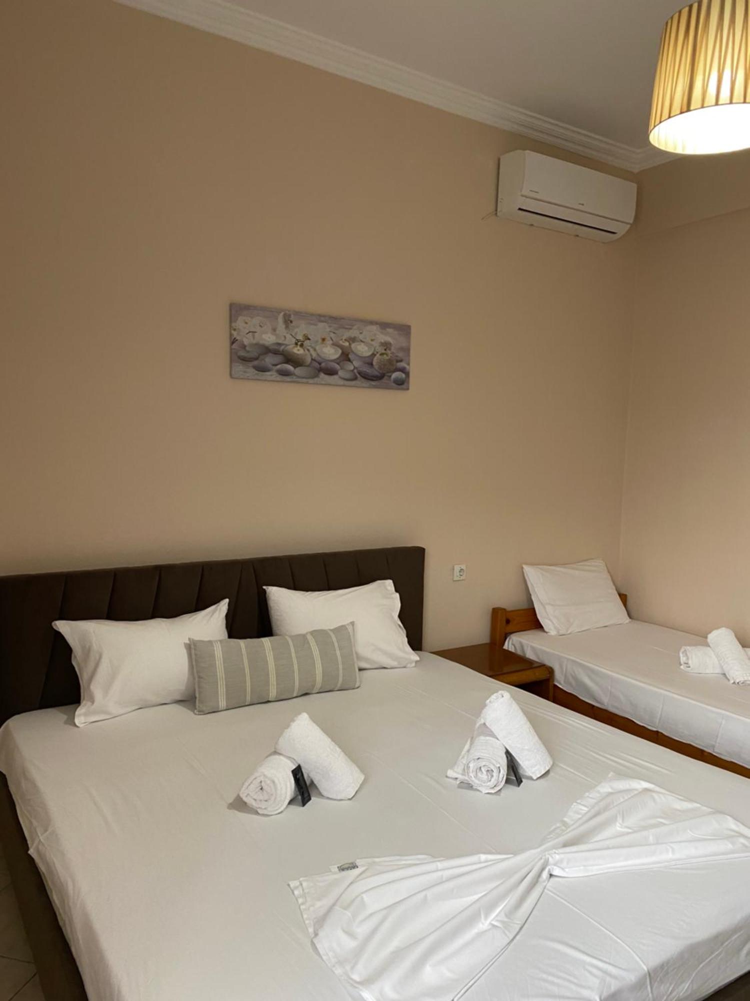 Ammos Apartments Nea Karvali Bagian luar foto