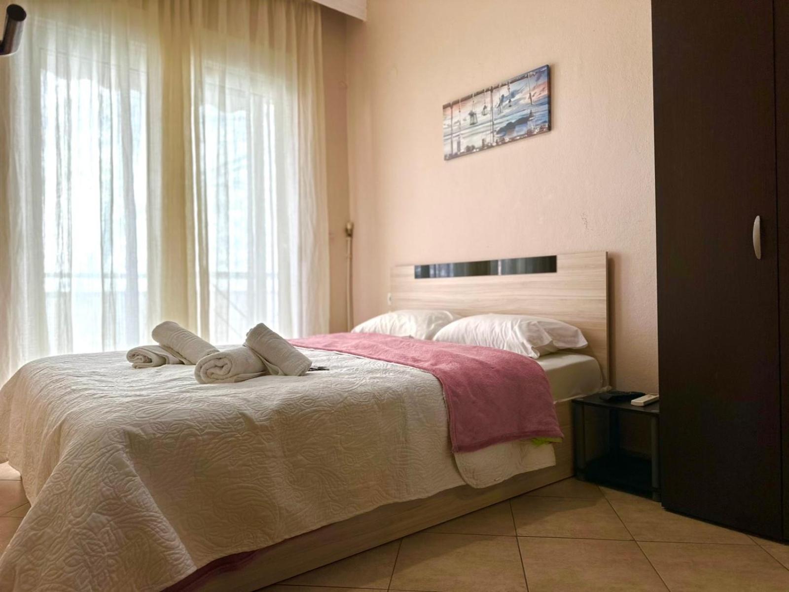 Ammos Apartments Nea Karvali Bagian luar foto